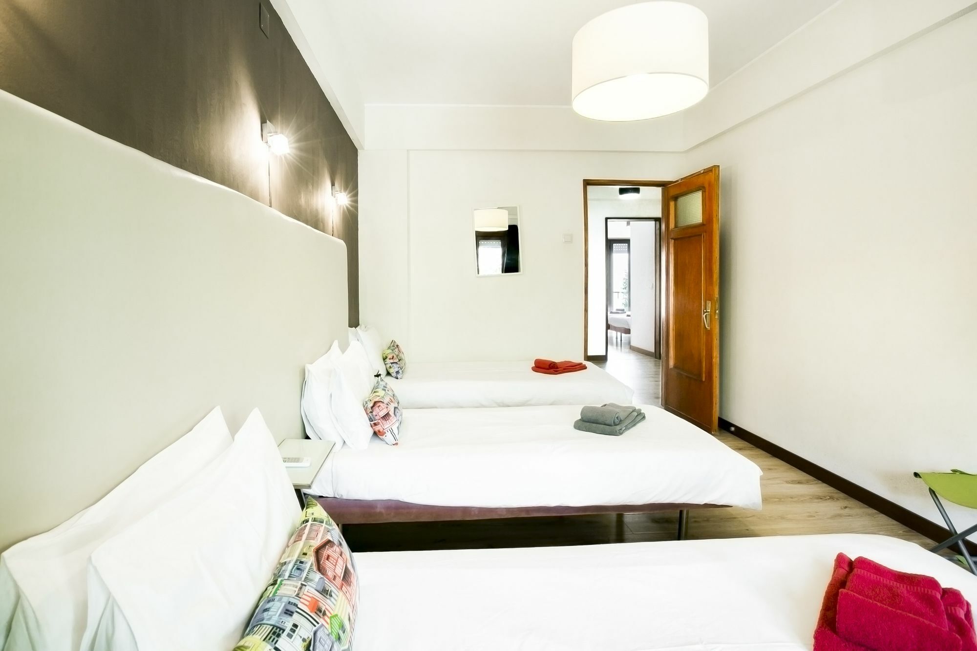 Lv Premier Apartments Anjos- Ar1 Lisbon Bagian luar foto